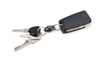 Porte-clés | composé de 2 pièces individuelles reliées magnétiquement | PLUS MOINS 2