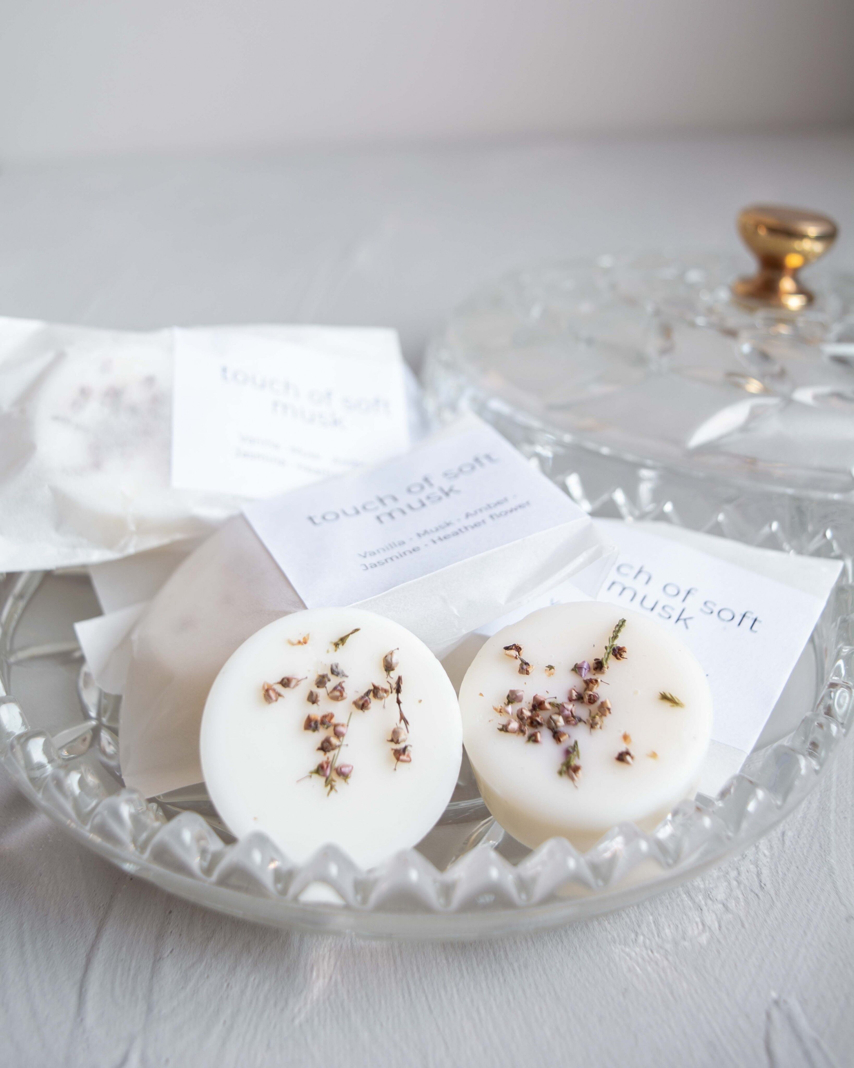 La cera 'Touch of soft muschio' si scioglie (8 pz)