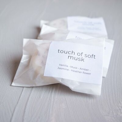 'Touch of soft musk' wax melts (3 pc)