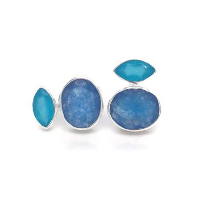 Bright and light blue studs in silver
