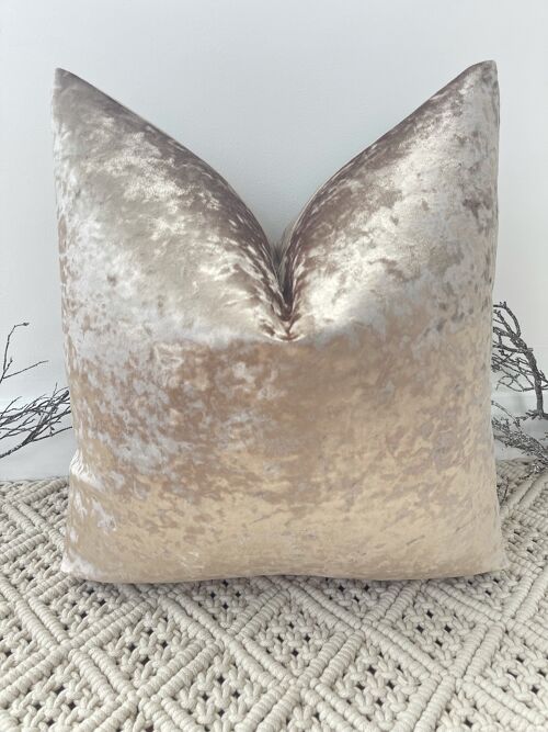 NEW The Deep Champagne Onia Cushion - 22" - Yes - White