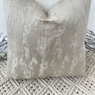 NEW The Champagne Sandro Cushion - 20'' - Yes - Ivory