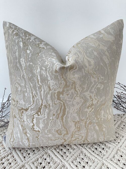 NEW The Champagne & Gold Marble Cushion - 18'' - Yes - Navy