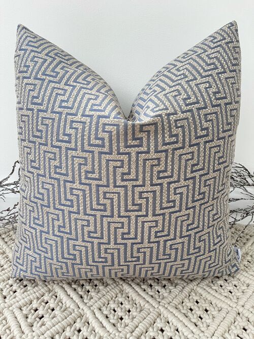 The Navy Mattox Cushion - 16'' - Yes - White