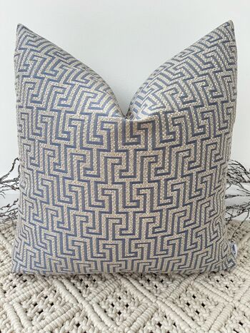 The Navy Mattox Cushion - 22" - Oui - Aucun 1