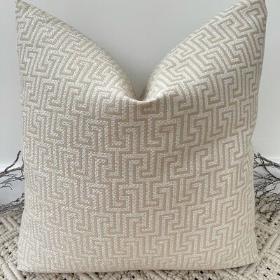 The Cream Mattox Cushion - 16'' - Yes - Ivory