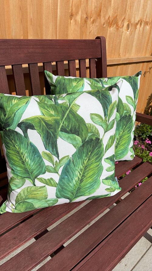 The Outdoor White Leaf Cushion - 20'' - Yes - Black