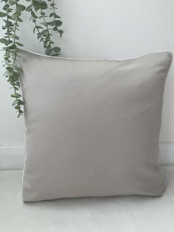 The Outdoor Taupe McDermott, 20'', oui, blanc 2