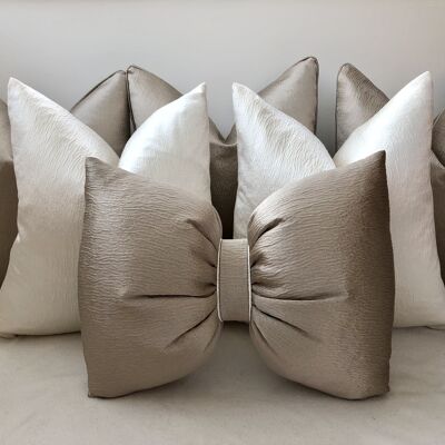 The Marella Taupe Putty Collection - 2x 16'' with 3x 18'' and Bow Cushion - Yes
