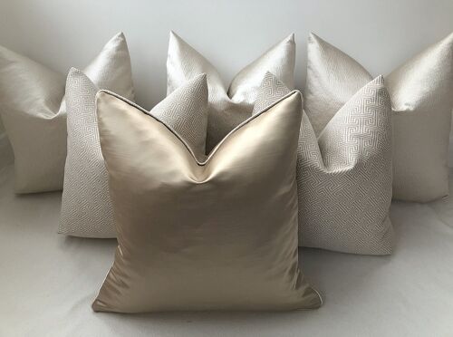 The Varley Taupe Collection - Yes