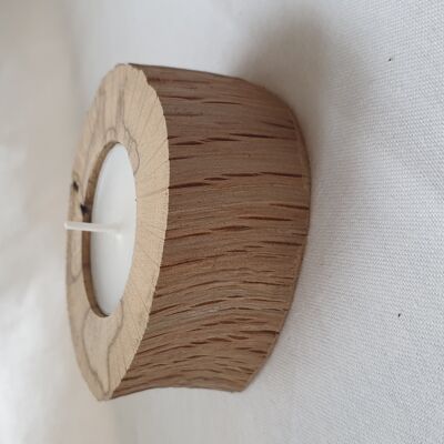 OAK CANDLE HOLDER