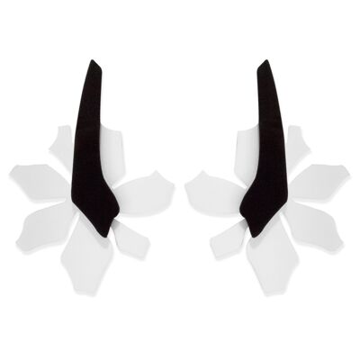 Black and white horse chestnut earrings