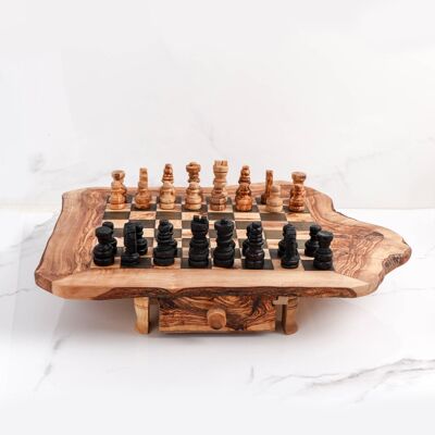 Set di scacchi in legno d'ulivo