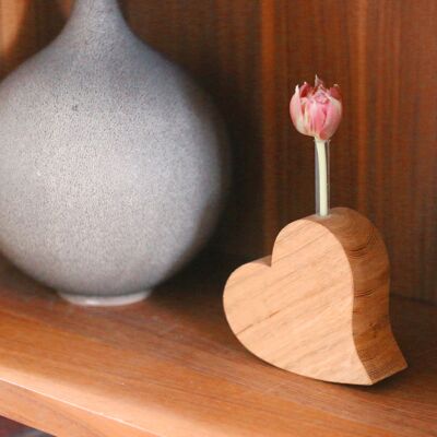 Heart vase