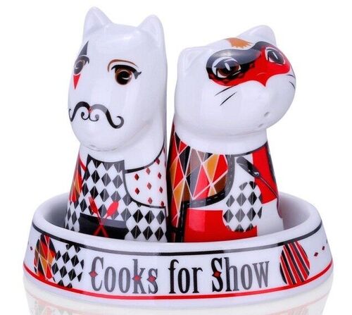 Cooks for show– 3pc Dog Salt & Cat Pepper With Tray Set, porcelain