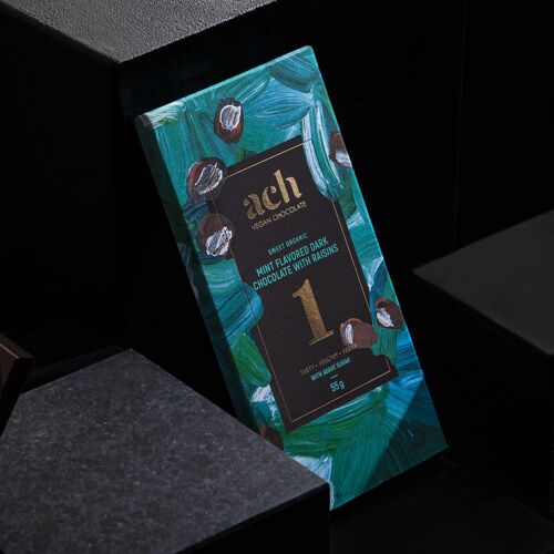 Sweet Organic Mint Flavoured Dark Chocolate (62%) with Raisins