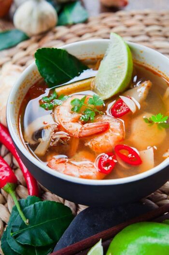 Boîte de cuisson soupe Tom Yum (pour 2-3 portions) dans la boîte en bambou 5