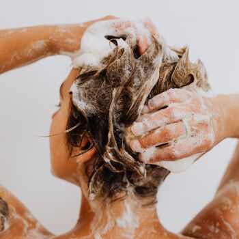 Shampooing Essentiel à l'Orange Pour Cheveux 'Gras' (Standard) 5