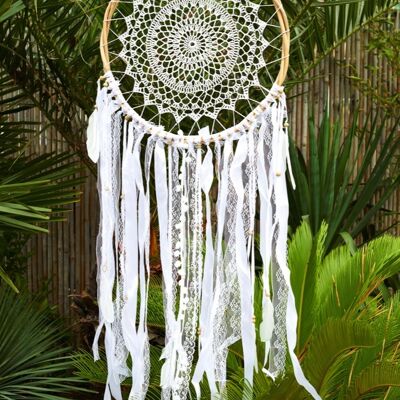 18 pieces of Big White dreamcatchers, hand made these are really gorgeous..