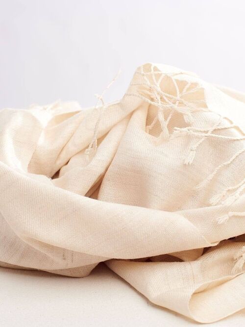 Dzukou Timeless Silk - Handwoven Eri Silk Scarf - Vegan Silk - Ahimsa Silk - Peace Silk - Handmade - White - Slow Fashion