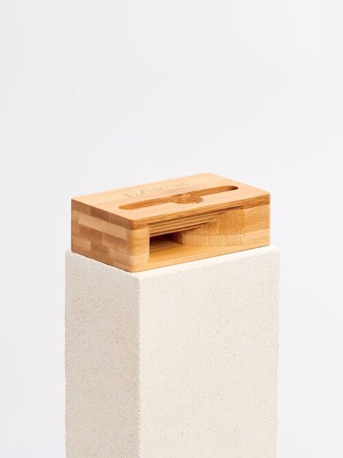 Dzukou Woodland Mouse - Wooden Phone Stand