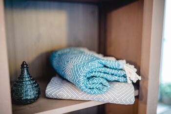 Lot de 10 serviettes bien-être "Artemis Towel" | aussi comme écharpe, étole et pour le noble SPA | véritable savoir-faire, design passionnant 7