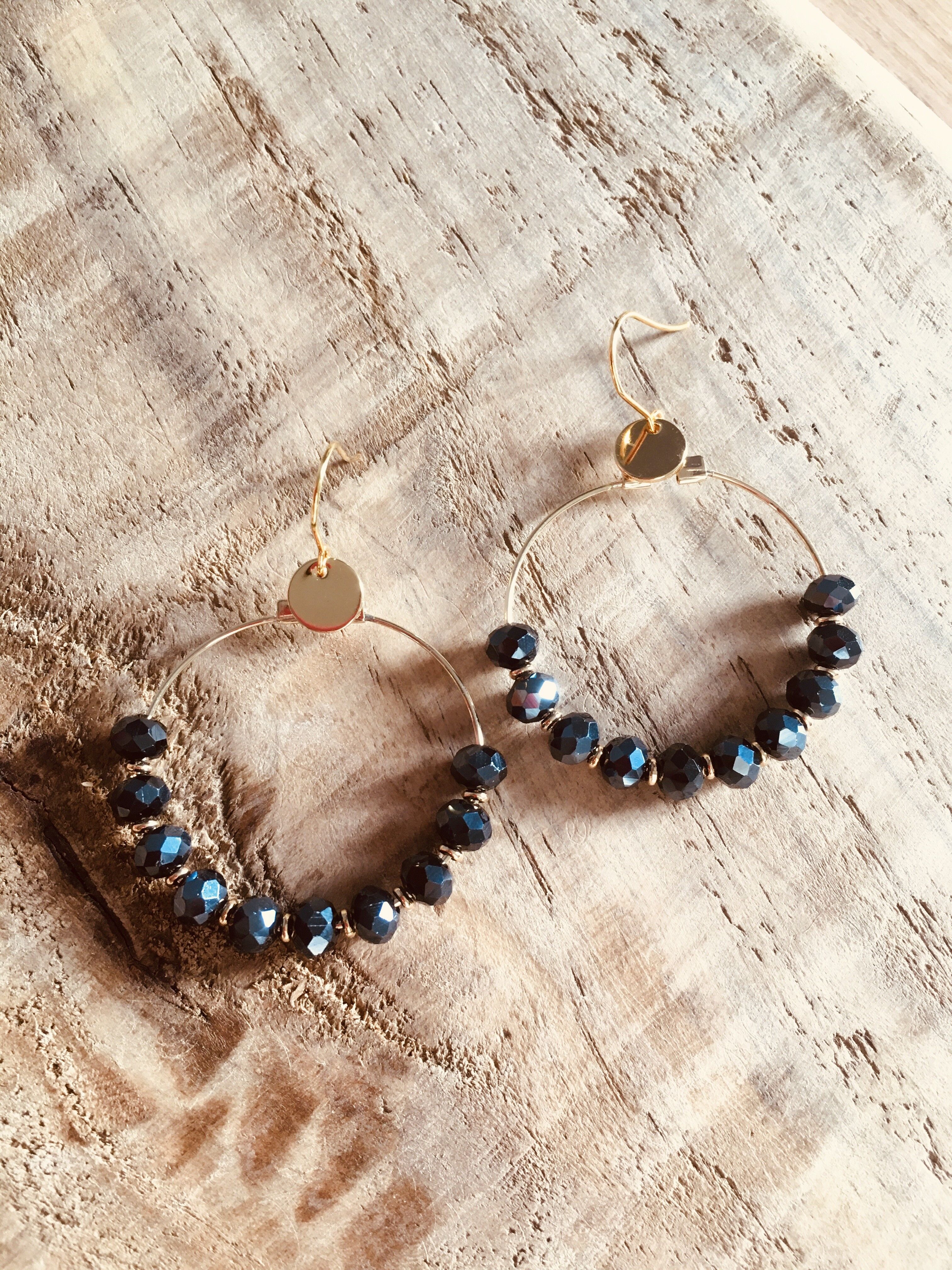 Créoles en acier inoxydable et cristal noir