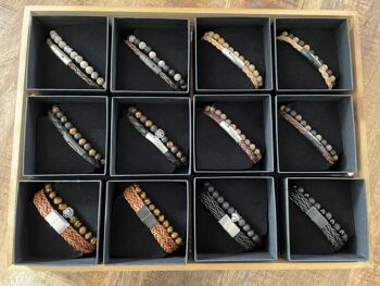 Afficher 11 nouveaux bracelets pour hommes faits à la main