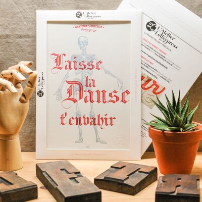 Affiche Letterpress Laisse la Danse t'envahir, A4, holistique, vintage, anatomie, squelette, bleu, rouge