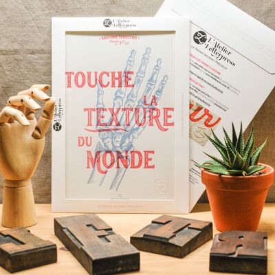 Letterpress Poster Touch the World Texture, A4, olistico, vintage, anatomia, mano, blu, rosso