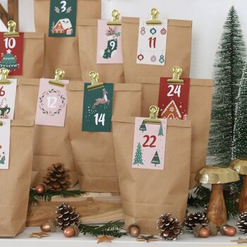Calendrier de l'avent DIY à remplir - 24 sachets cadeaux et 24 cartes de visite avec chiffres et pinces métalliques - bordeaux vert - à faire soi-même - Noël 5
