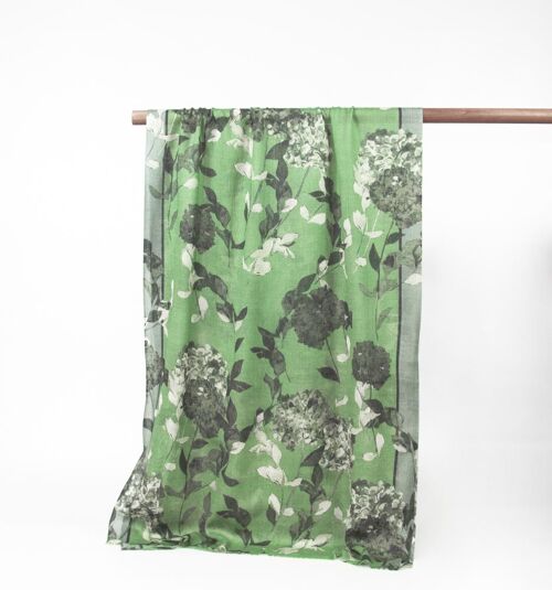 Schals -Feiner Schal aus Wolle - Flowerprint -Salbeigrün