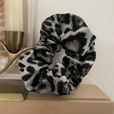 Scrunchie de leopardo gris