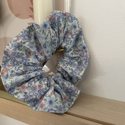 Blue flower scrunchie
