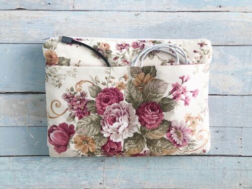 Roses fabric laptop case. Floral Laptop bag for 2018-2020 Macbook Air 13", Pro 13".