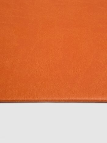 Tapis de souris en simili cuir orange 2