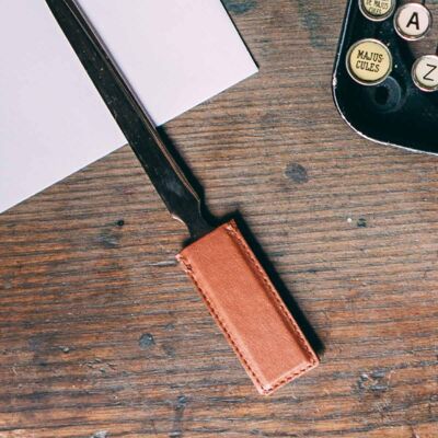 Leather-colored imitation leather letter opener