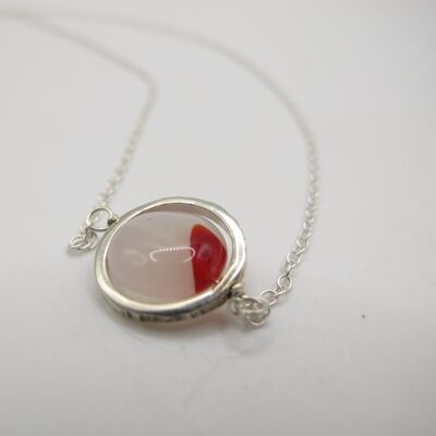 Choker with white and red agate, Collection "Planets"
