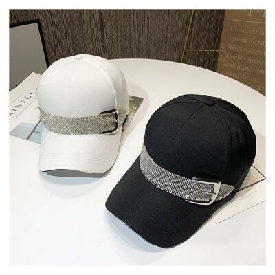 Cappellino con dettaglio cintura in rilievo - Nero