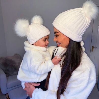 Mini cream super soft pom pom hat