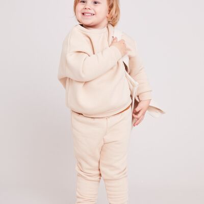 Kids tracksuit in sand