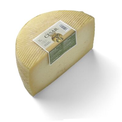 MEDIUM SEMI-CURED ARTISAN CHEESE