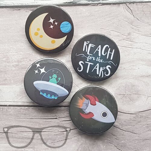 Space Reach for the stars 38mm Badge Set