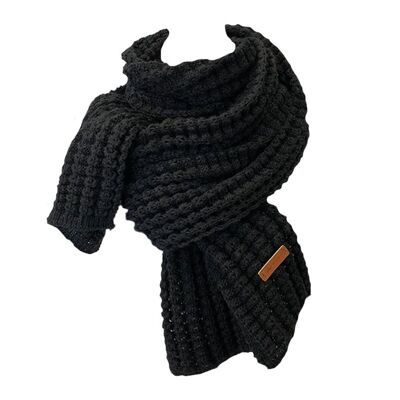 Knitted wool scarf | black | 180 cm |