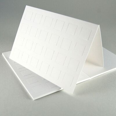 10 calendari dell'avvento artigianali bianchi formato verticale DIN B6 (cartone riciclato)