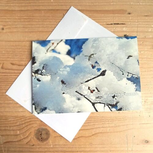 10 Weihnachtskarten mit hafklebenden Umschlägen: Zweig mit Schnee