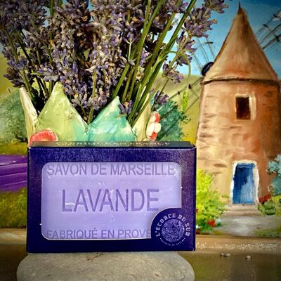 100g Sapone profumato alla lavanda con olio d'oliva e burro di karité