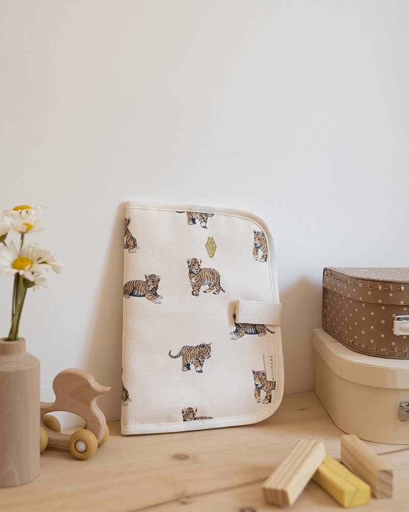 Protettore del libro della salute del latte di tigre - EDGAR