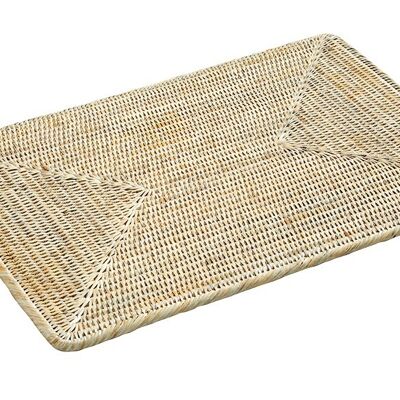 Diana table set in white rattan