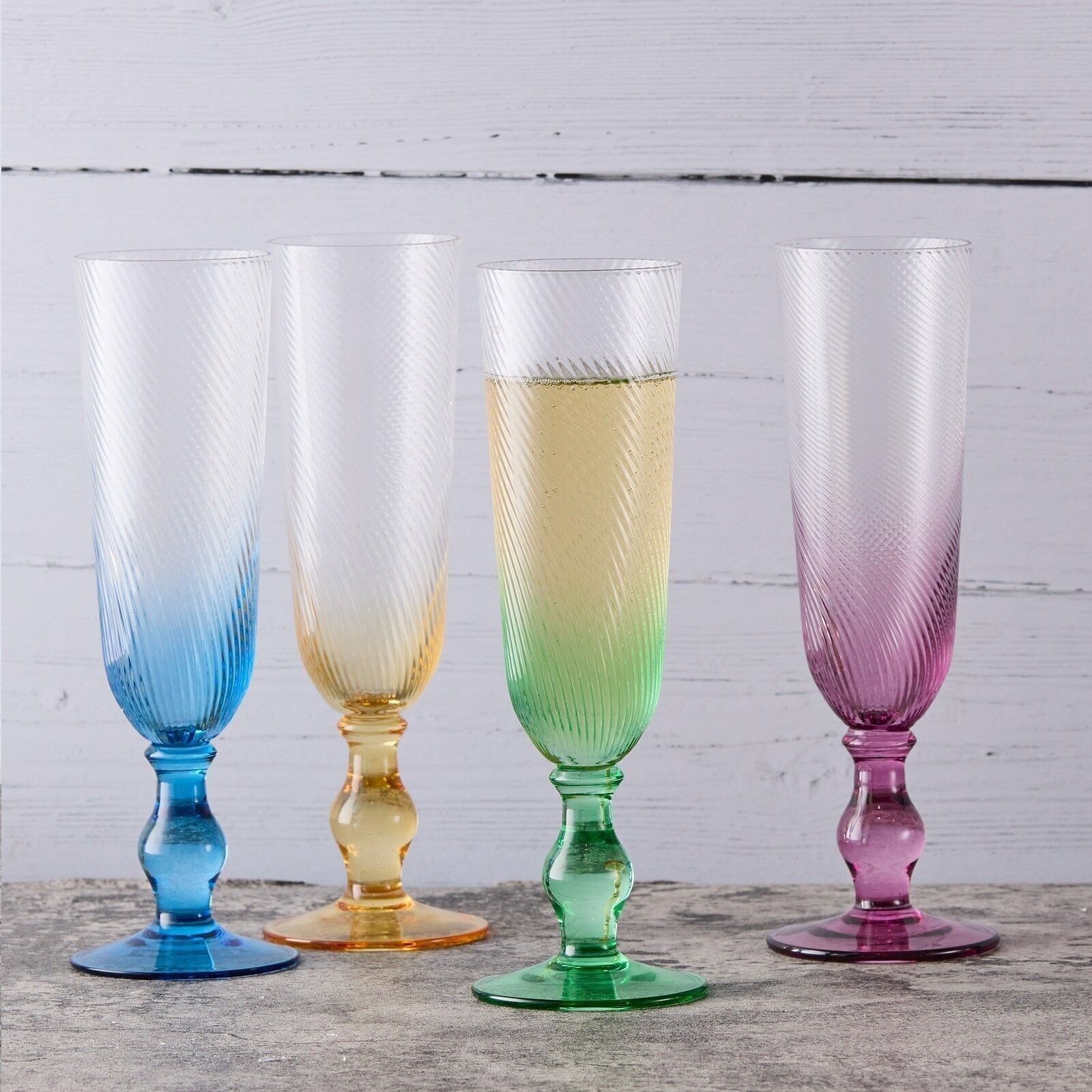 Set di 4 Flute da Champagne Swirl